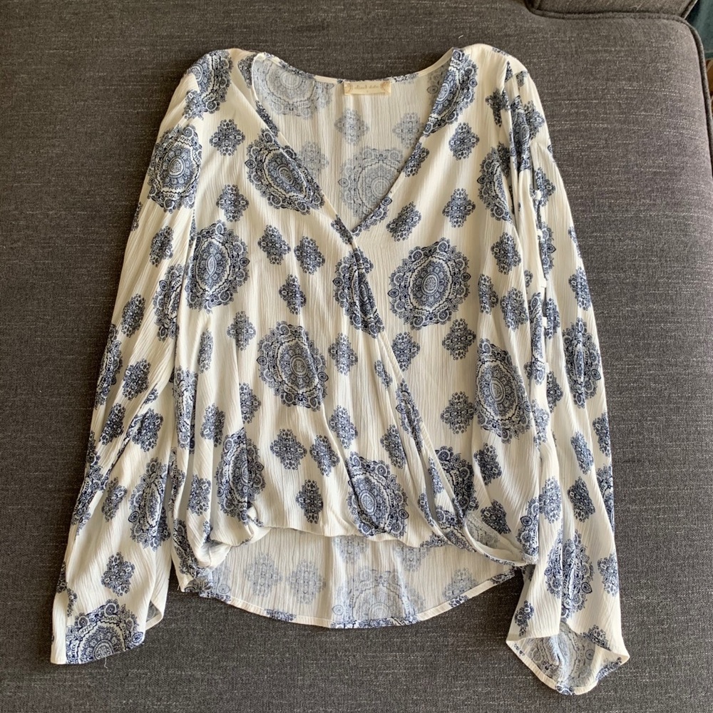 Altar'd State blue and white flowy longsleeve top